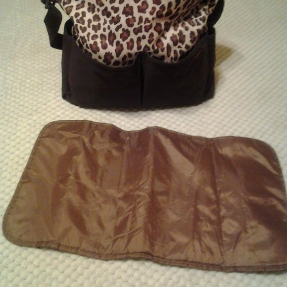 Carter's Diaper Bag Leopard Print Changing Pad - Picture 4 of 5